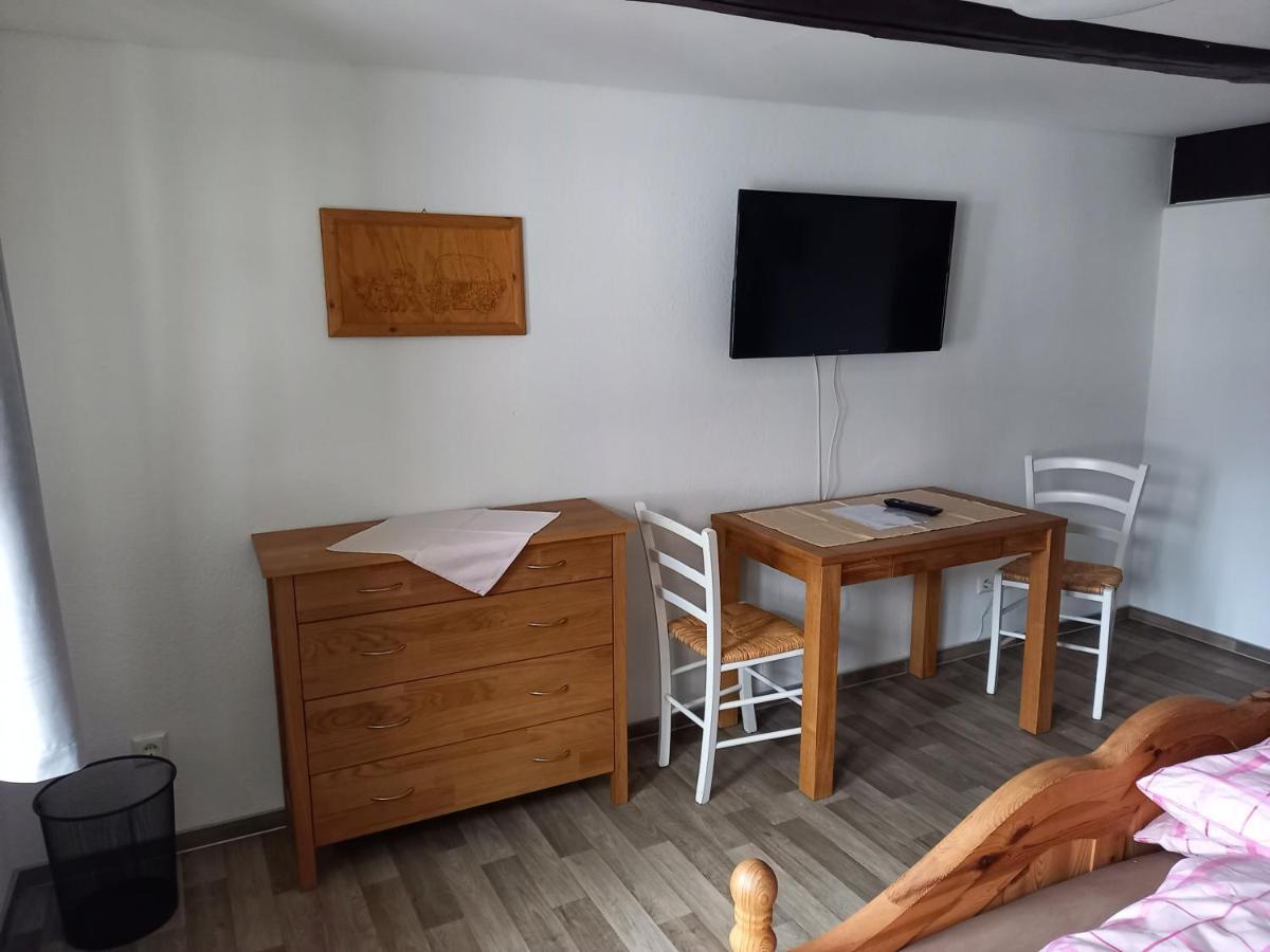 Hotel Wollroeder Krug Guxhagen Exteriér fotografie